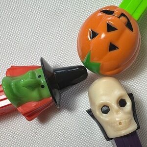 Vintage Halloween 3 Pez Candy Dispensers Pumpkin Witch Skeleton Skull Vampire